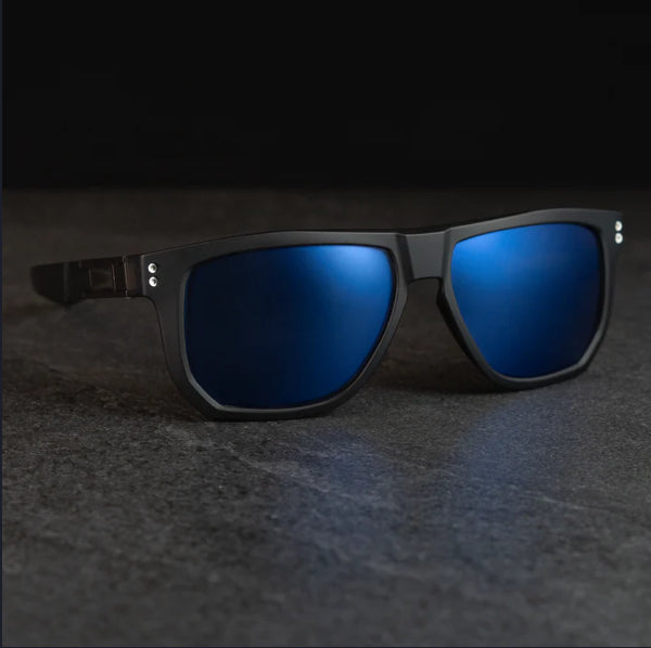 PM-01 CORSAIR (Diffused Taupe Frame)
