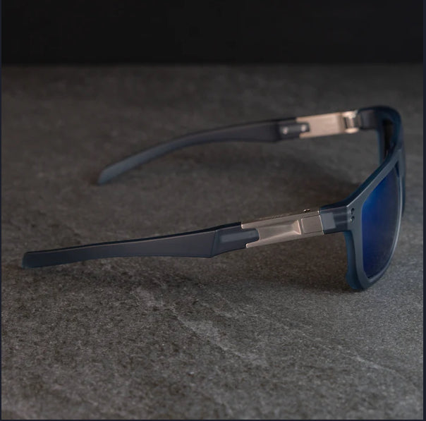 PM-01 CORSAIR (Diffused Navy Frame)