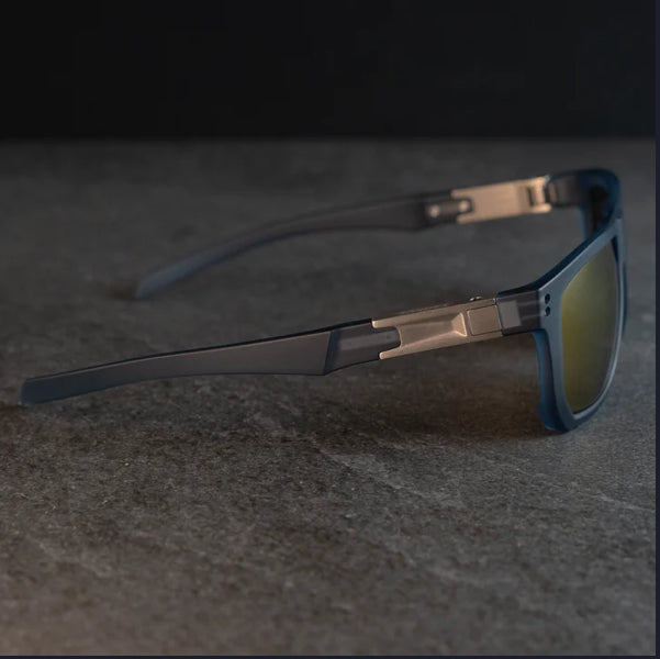PM-01 CORSAIR (Diffused Navy Frame)