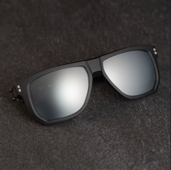 PM-01 CORSAIR (Diffused Taupe Frame)