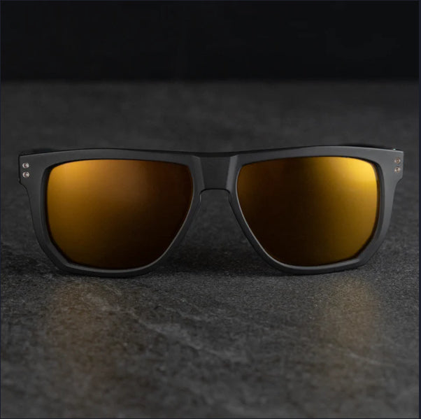 PM-01 CORSAIR (Diffused Taupe Frame)