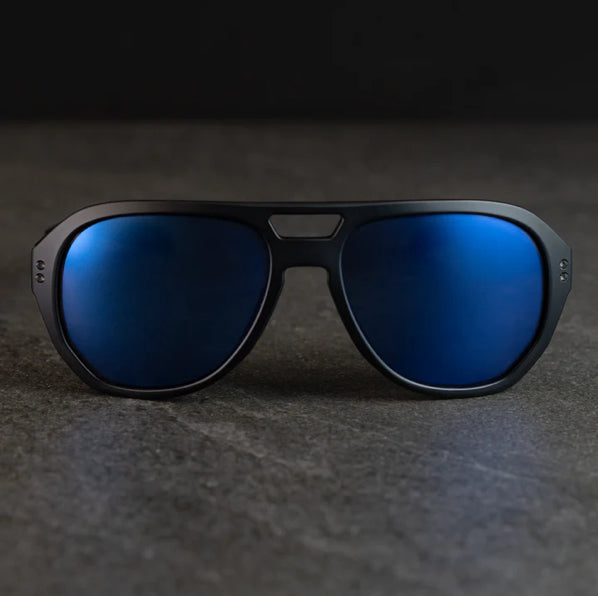 PM-06 CORSAIR (Diffused Black Frame)