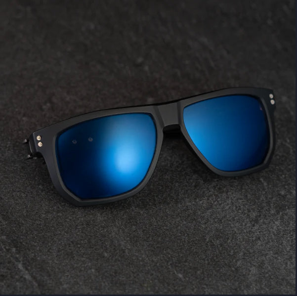 PM-01 CORSAIR (Diffused Taupe Frame)